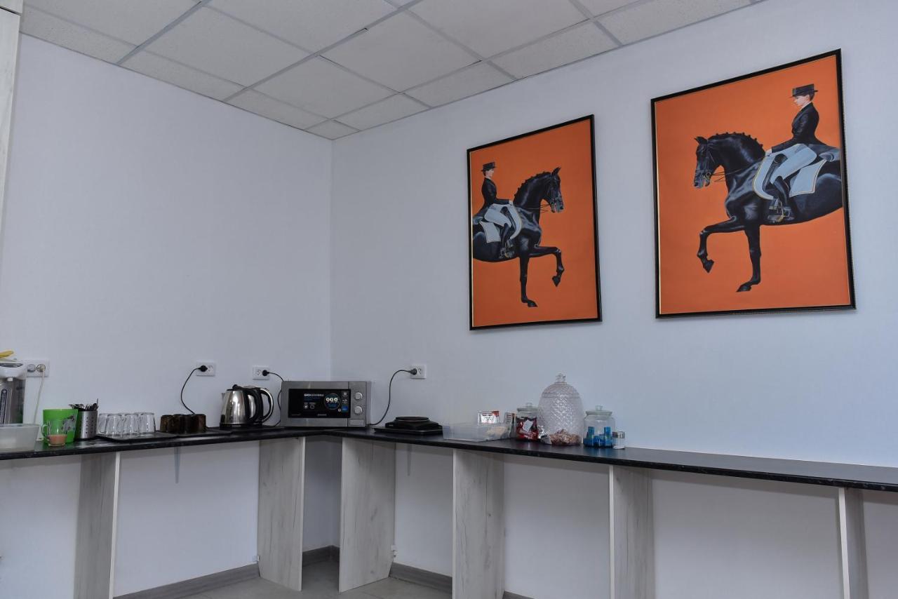 Hotel Fresh Aktobe Eksteriør billede